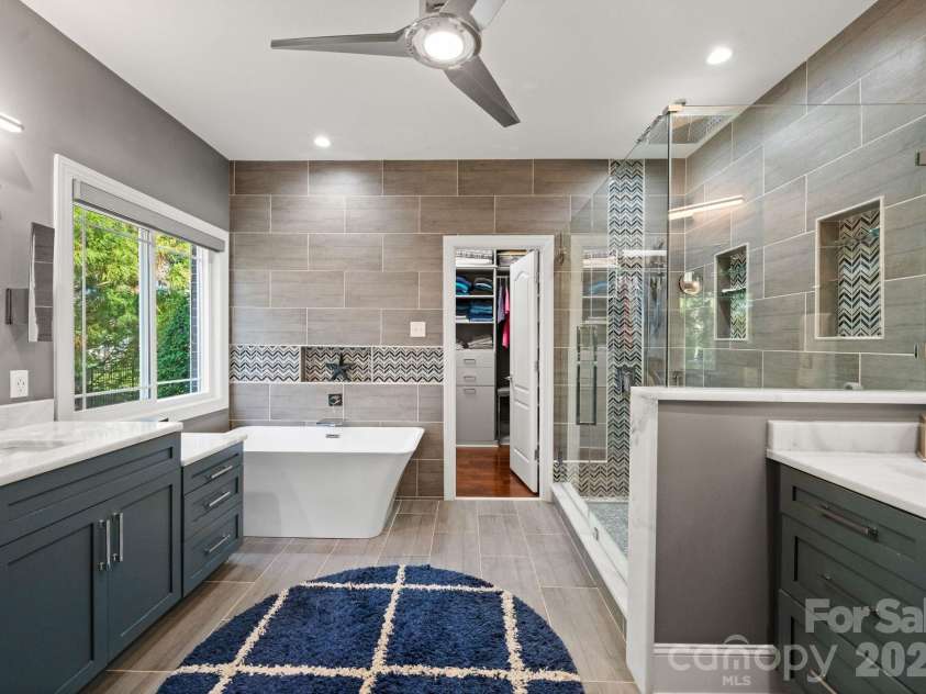 141 Sardis Lane, Charlotte, NC 28270.  MLS# CAR4352469, YatesRealty ID 18451. 