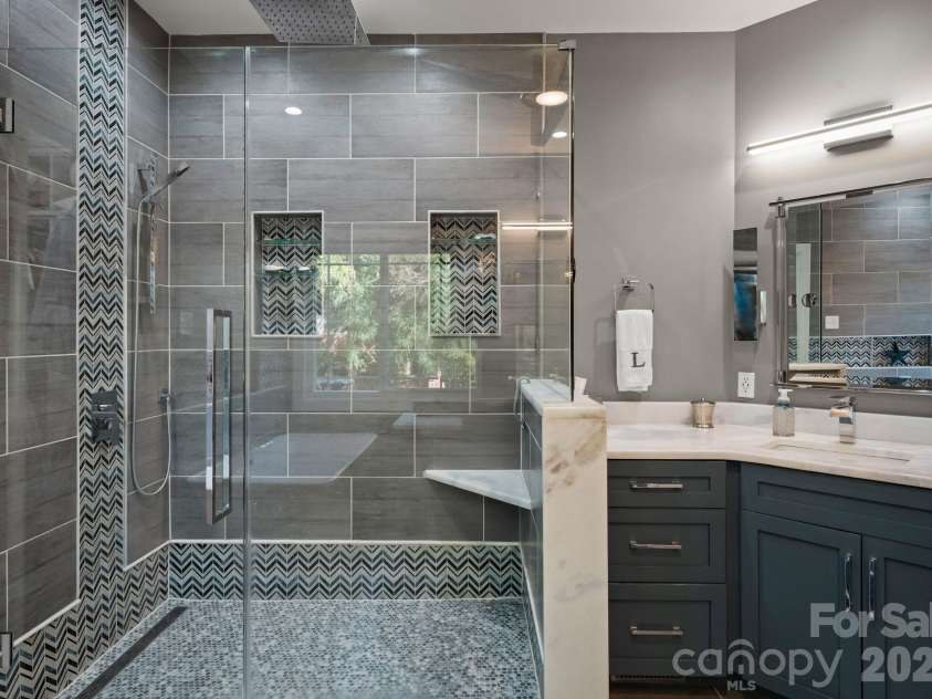 141 Sardis Lane, Charlotte, NC 28270.  MLS# CAR4352469, YatesRealty ID 18451. 