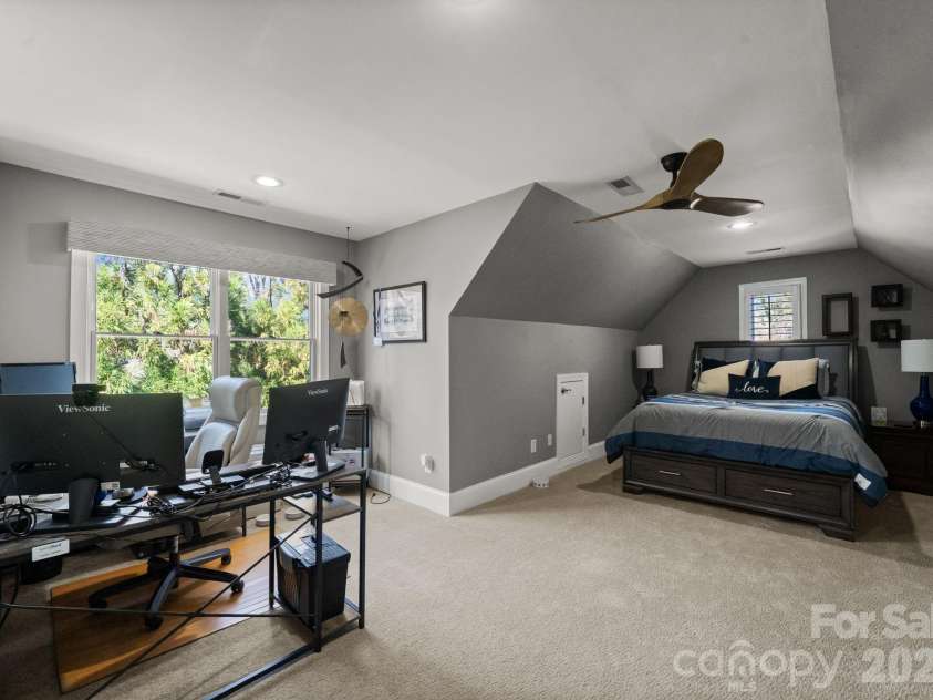 141 Sardis Lane, Charlotte, NC 28270.  MLS# CAR4352469, YatesRealty ID 18451. 