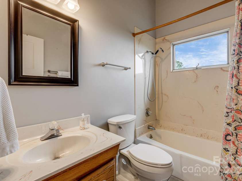 736 Banks Mountain Drive, Hendersonville, NC 28792.  MLS# CAR4253465, YatesRealty ID 18451. 