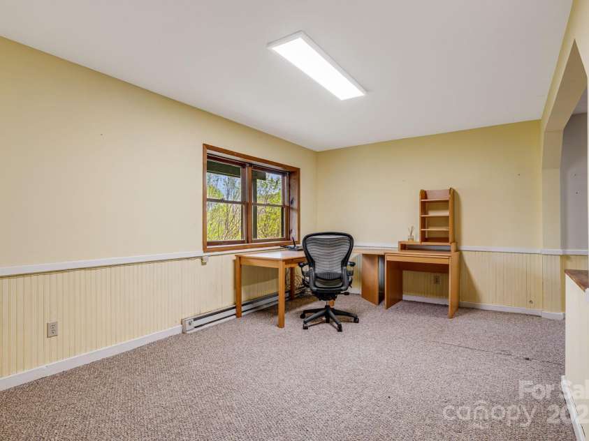 736 Banks Mountain Drive, Hendersonville, NC 28792.  MLS# CAR4253465, YatesRealty ID 18451. 