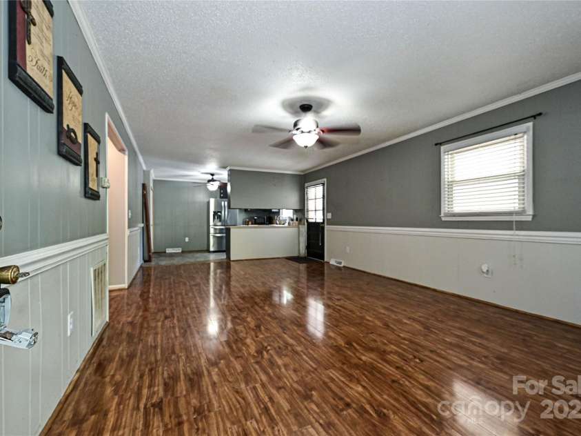 267 Buffalo Avenue, Concord, NC 28025.  MLS# CAR4266224, YatesRealty ID 18452. 