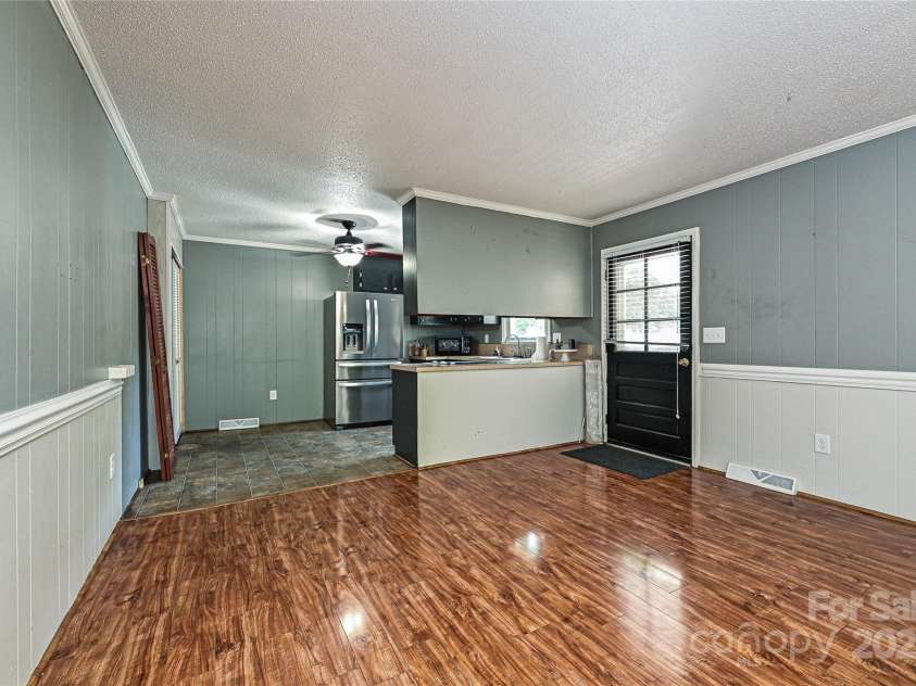 267 Buffalo Avenue, Concord, NC 28025.  MLS# CAR4266224, YatesRealty ID 18452. 