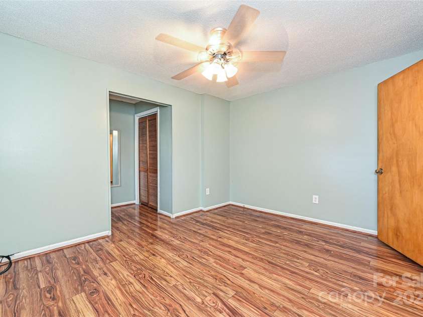 267 Buffalo Avenue, Concord, NC 28025.  MLS# CAR4266224, YatesRealty ID 18452. 