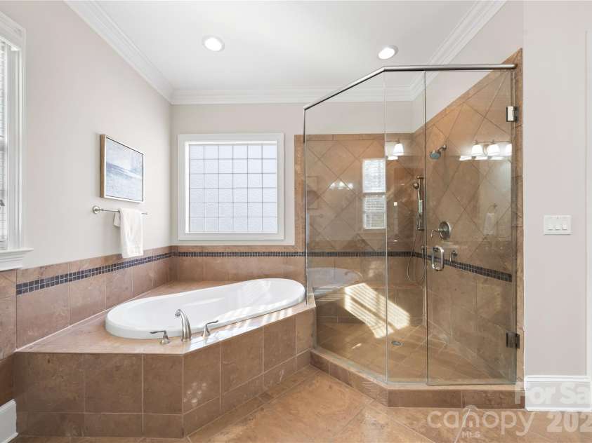 9200 Unbridle Lane, Waxhaw, NC 28173.  MLS# CAR4335416, YatesRealty ID 18453. 