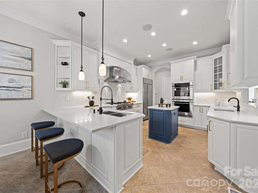 9200 Unbridle Lane, Waxhaw, NC 28173.  MLS# CAR4335416, YatesRealty ID 18453. 