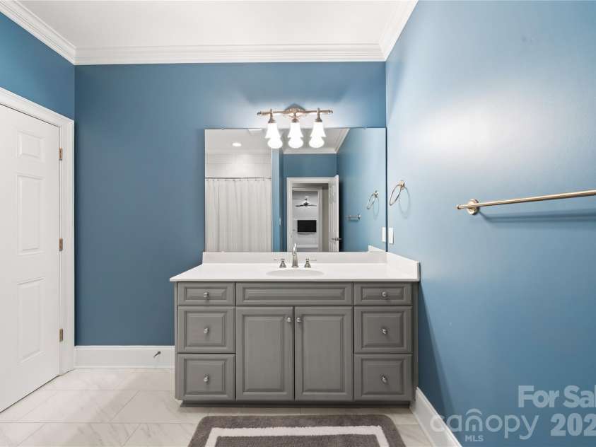 9200 Unbridle Lane, Waxhaw, NC 28173.  MLS# CAR4335416, YatesRealty ID 18453. 