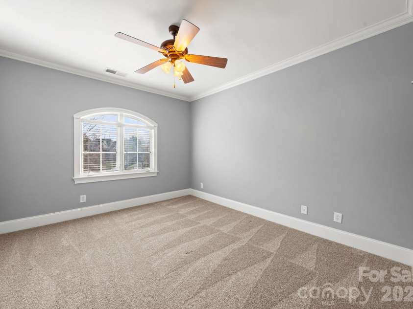 9200 Unbridle Lane, Waxhaw, NC 28173.  MLS# CAR4335416, YatesRealty ID 18453. 