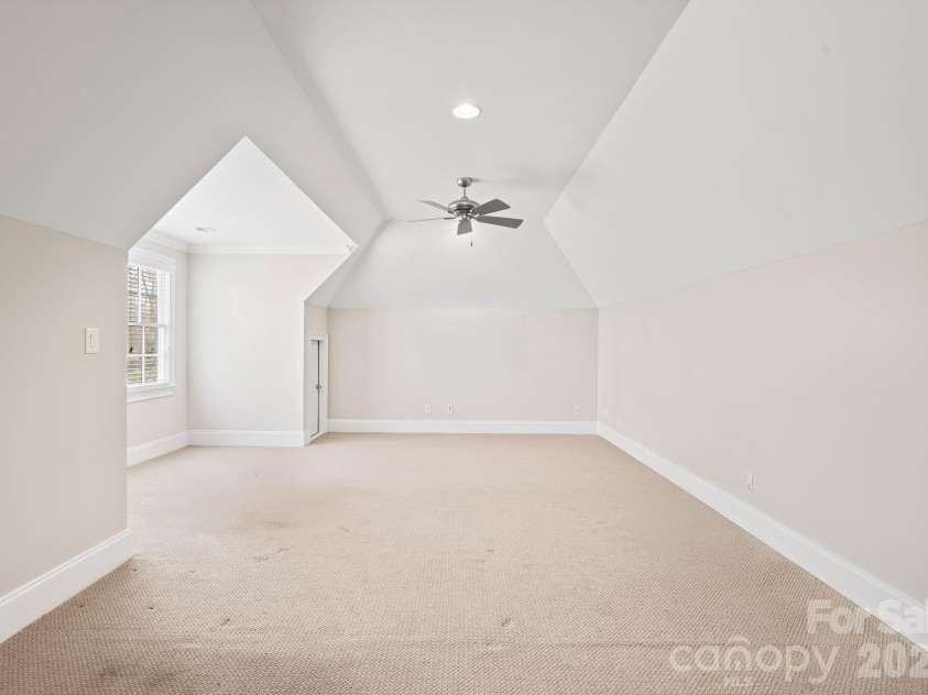 9200 Unbridle Lane, Waxhaw, NC 28173.  MLS# CAR4335416, YatesRealty ID 18453. 