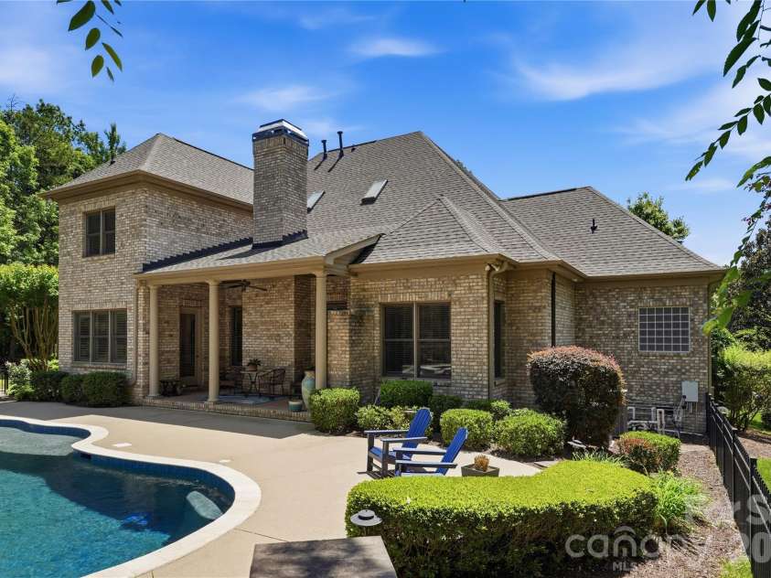 9200 Unbridle Lane, Waxhaw, NC 28173.  MLS# CAR4335416, YatesRealty ID 18453. 
