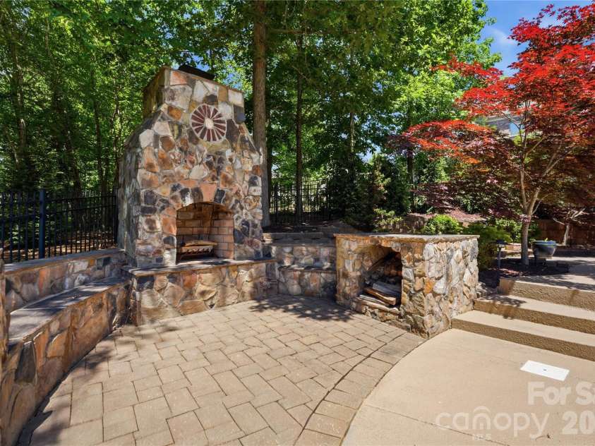 9200 Unbridle Lane, Waxhaw, NC 28173.  MLS# CAR4335416, YatesRealty ID 18453. 