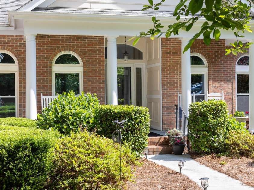 122 Waterford Drive, Mooresville, NC 28117.  MLS# CAR4260054, YatesRealty ID 18454. Beautiful full brick home!