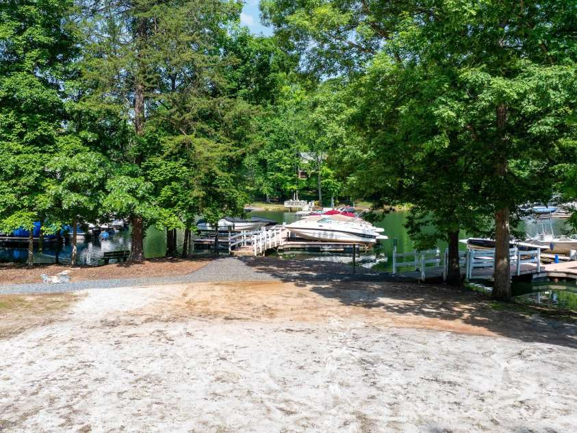 122 Waterford Drive, Mooresville, NC 28117.  MLS# CAR4260054, YatesRealty ID 18454. Sand volleyball court