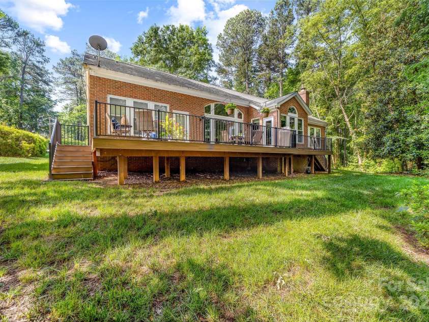 122 Waterford Drive, Mooresville, NC 28117.  MLS# CAR4260054, YatesRealty ID 18454. View of the back of the home