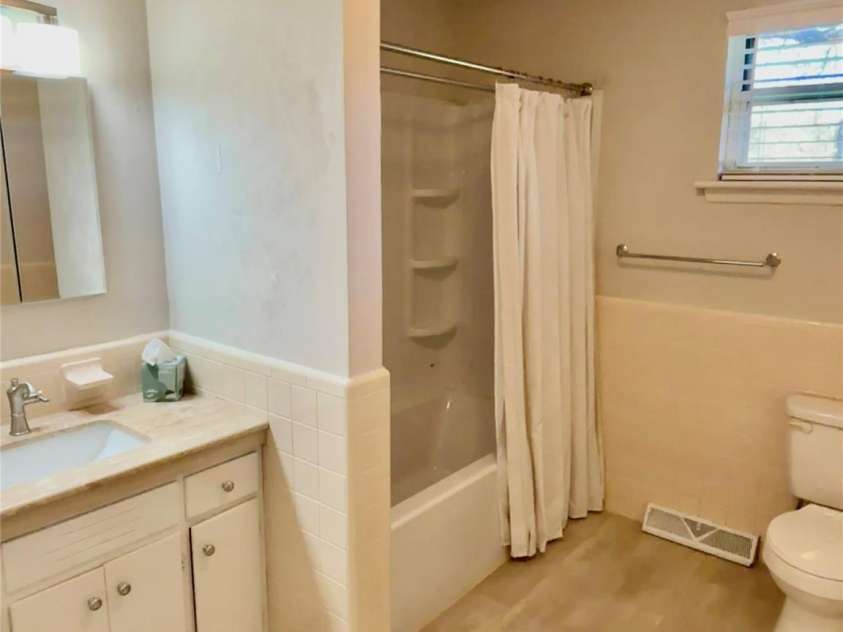 2730 4th Street Place, Hickory, NC 28601.  MLS# CAR4368046, YatesRealty ID 18454. 