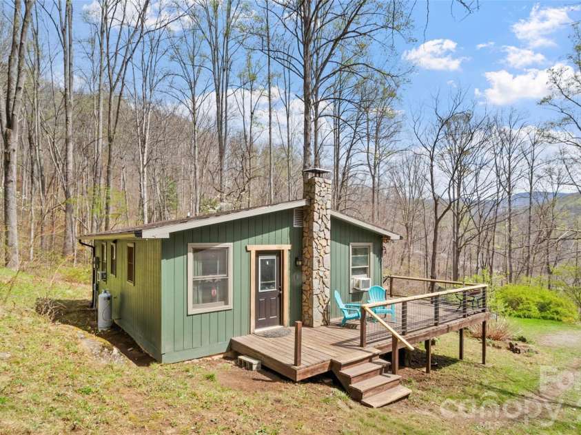 183 Stoney Fork Road, Barnardsville, NC 28709.  MLS# CAR4368859, YatesRealty ID 18455. 