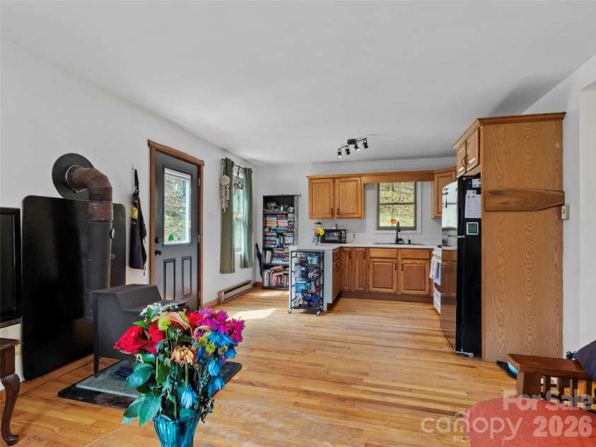 183 Stoney Fork Road, Barnardsville, NC 28709.  MLS# CAR4368859, YatesRealty ID 18455. 