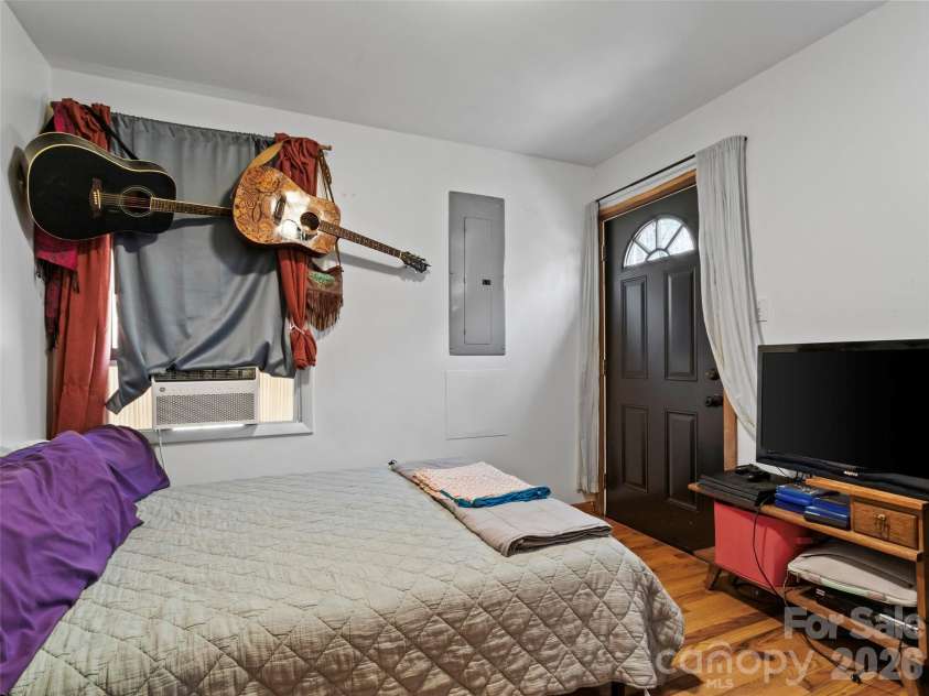 183 Stoney Fork Road, Barnardsville, NC 28709.  MLS# CAR4368859, YatesRealty ID 18455. 