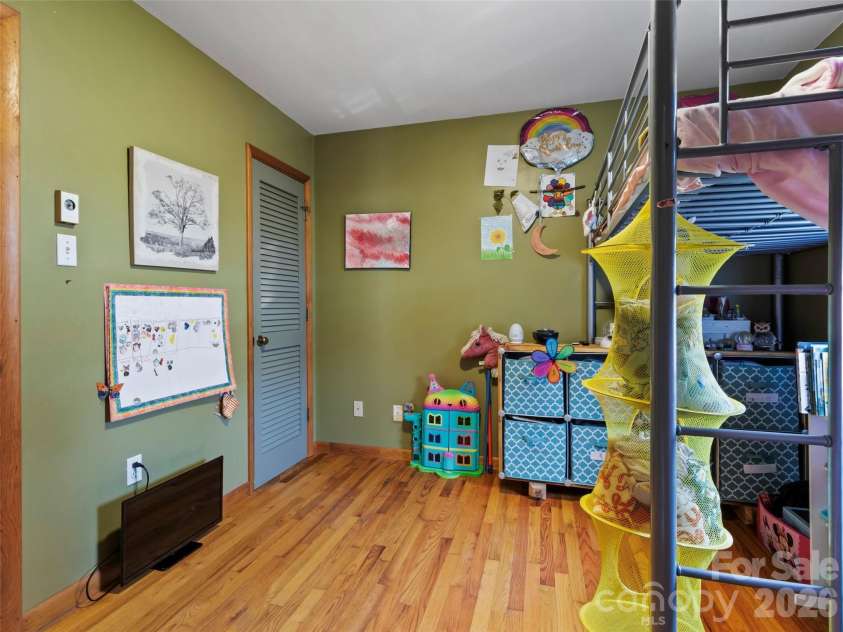 183 Stoney Fork Road, Barnardsville, NC 28709.  MLS# CAR4368859, YatesRealty ID 18455. 