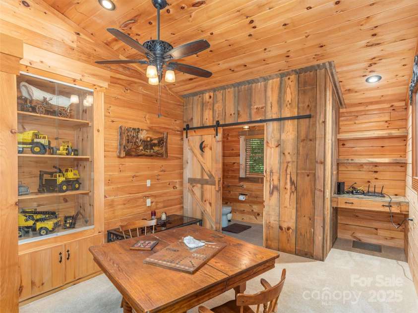 47 Tammy Drive, Maggie Valley, NC 28751.  MLS# CAR4267219, YatesRealty ID 18458. 