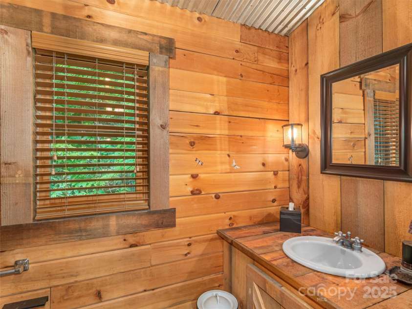 47 Tammy Drive, Maggie Valley, NC 28751.  MLS# CAR4267219, YatesRealty ID 18458. 