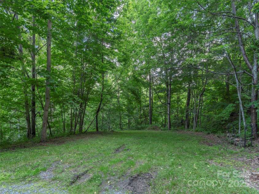 47 Tammy Drive, Maggie Valley, NC 28751.  MLS# CAR4267219, YatesRealty ID 18458. Additional Parcel