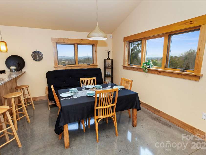 51 Climbing Aster Way, Asheville, NC 28806.  MLS# CAR4218419, YatesRealty ID 18459. 