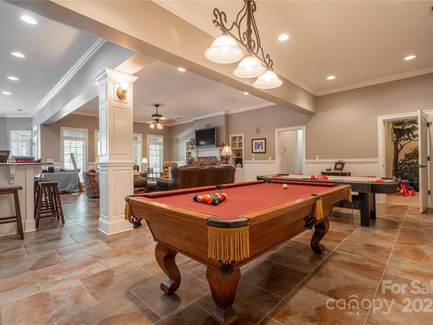 1427 Merrimont Avenue, Kings Mountain, NC 28086.  MLS# CAR4312832, YatesRealty ID 1846. Game Room
