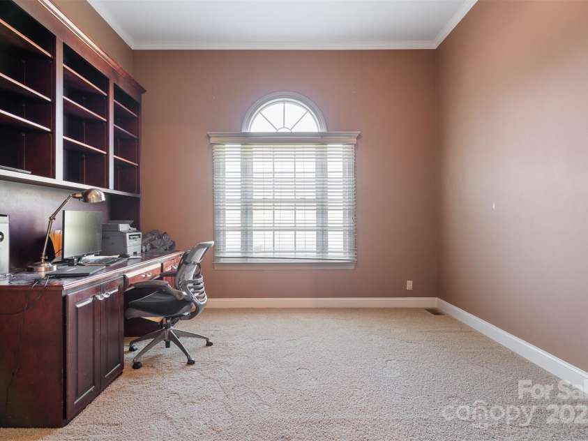 2425 Birdie Lane, Conover, NC 28613.  MLS# CAR4204810, YatesRealty ID 1846. 