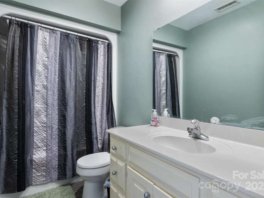 2425 Birdie Lane, Conover, NC 28613.  MLS# CAR4204810, YatesRealty ID 1846. 