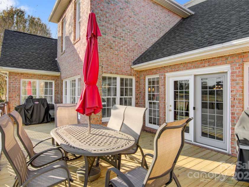 2425 Birdie Lane, Conover, NC 28613.  MLS# CAR4204810, YatesRealty ID 1846. 