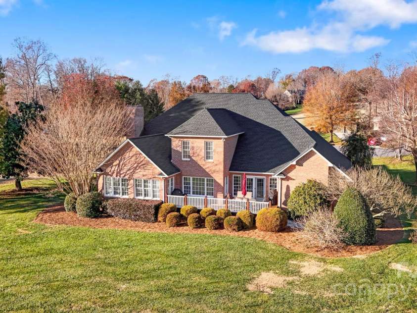 2425 Birdie Lane, Conover, NC 28613.  MLS# CAR4204810, YatesRealty ID 1846. 