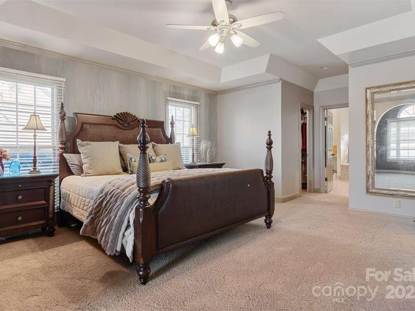 2425 Birdie Lane, Conover, NC 28613.  MLS# CAR4204810, YatesRealty ID 1846. Main Floor Primary Bedroom