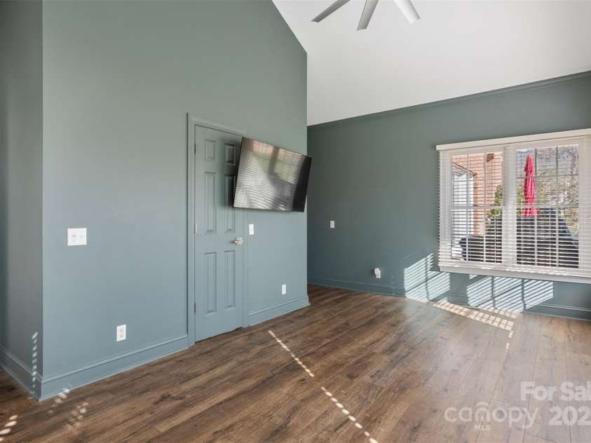 2425 Birdie Lane, Conover, NC 28613.  MLS# CAR4204810, YatesRealty ID 1846. Sunroom behind Den