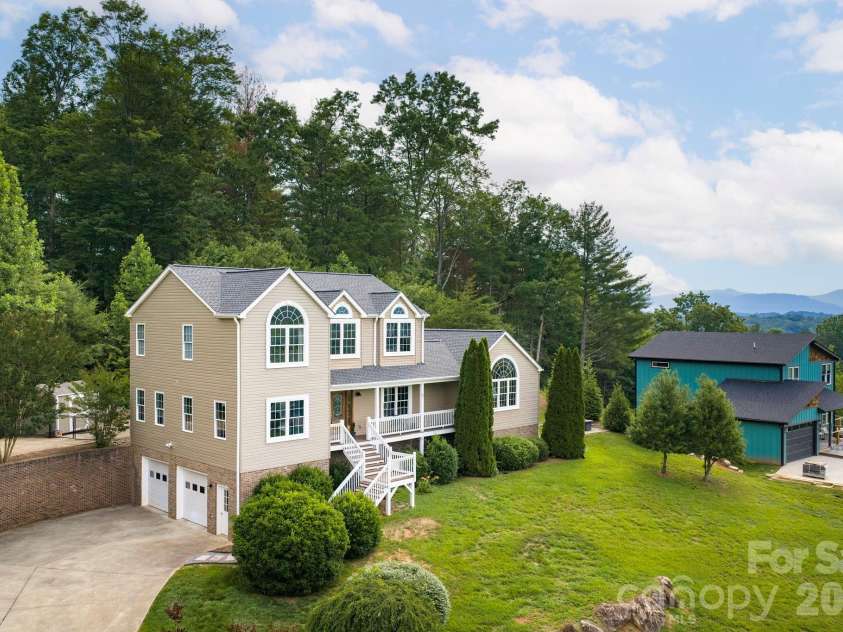 65 Lawson Ridge Road, Leicester, NC 28748.  MLS# CAR4352526, YatesRealty ID 18460. 
