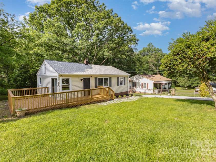 2603 Mary Avenue, Gastonia, NC 28052.  MLS# CAR4252955, YatesRealty ID 18461. 