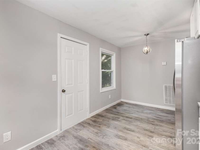 2603 Mary Avenue, Gastonia, NC 28052.  MLS# CAR4252955, YatesRealty ID 18461. 
