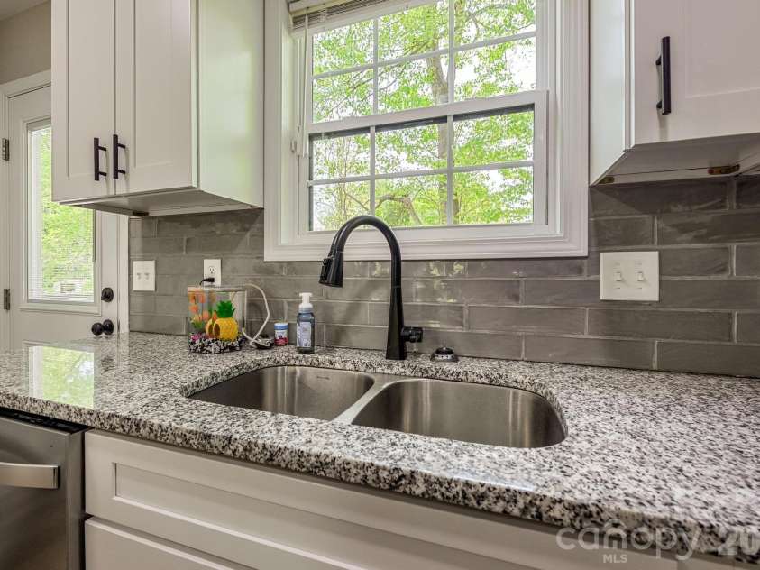 614 Front Street, Statesville, NC 28677.  MLS# CAR4369804, YatesRealty ID 18461. Kitchen Sink with Window