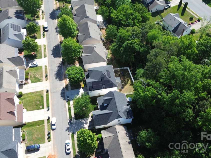 5106 Stone Park Drive, Charlotte, NC 28269.  MLS# CAR4249403, YatesRealty ID 18463. 