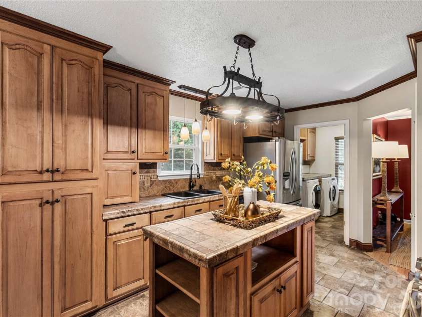 710 Dixie School Road, Lancaster, SC 29720.  MLS# CAR4375890, YatesRealty ID 18465. 