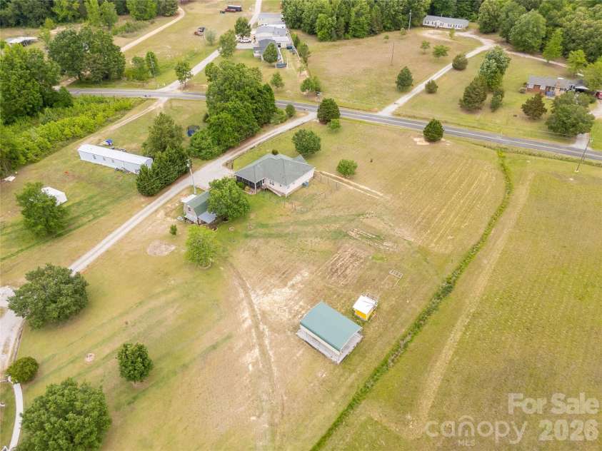 710 Dixie School Road, Lancaster, SC 29720.  MLS# CAR4375890, YatesRealty ID 18465. 