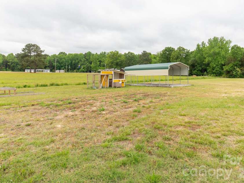 710 Dixie School Road, Lancaster, SC 29720.  MLS# CAR4375890, YatesRealty ID 18465. 