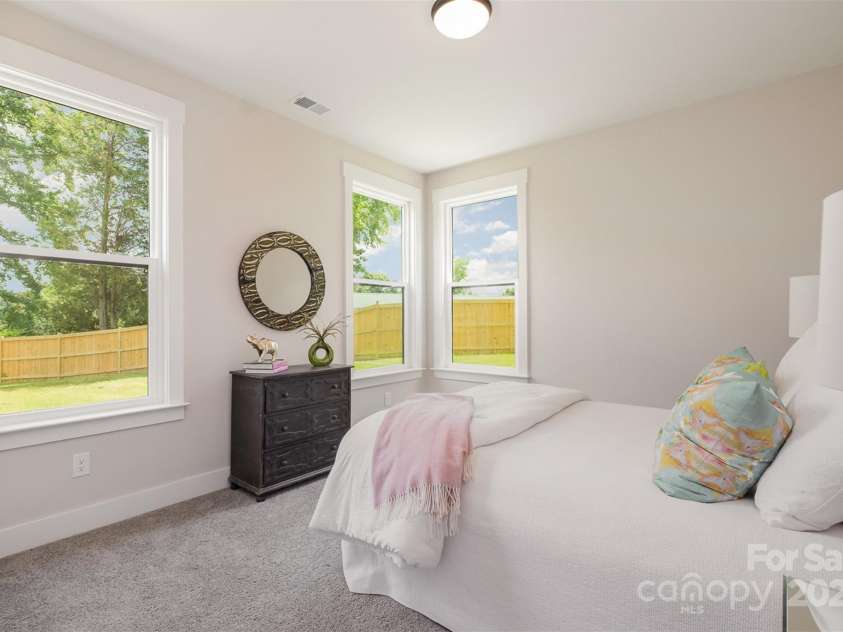 9615 Riviera Drive, Sherrills Ford, NC 28673.  MLS# CAR4230945, YatesRealty ID 18465. 