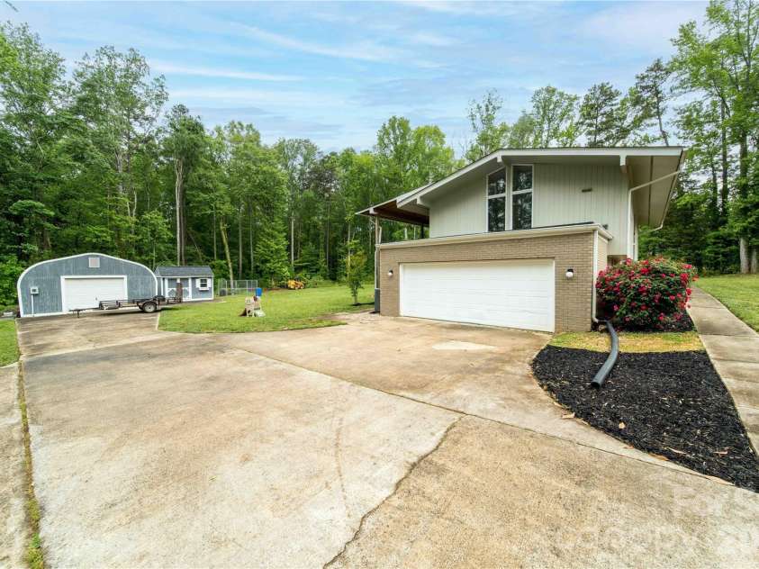 380 Pop Stirewalt Road, Salisbury, NC 28146.  MLS# CAR4377260, YatesRealty ID 18466. 