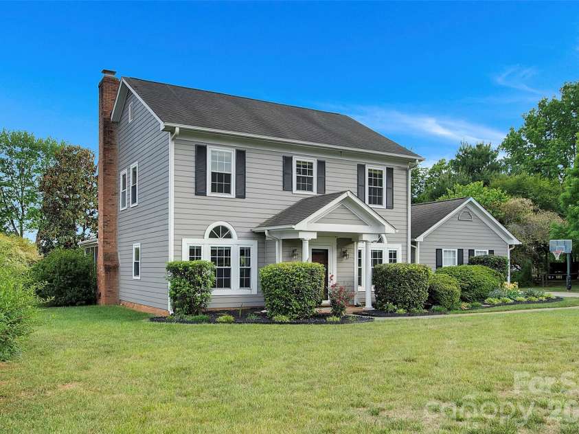 15208 Bexley Place, Mint Hill, NC 28227.  MLS# CAR4377631, YatesRealty ID 18467. 