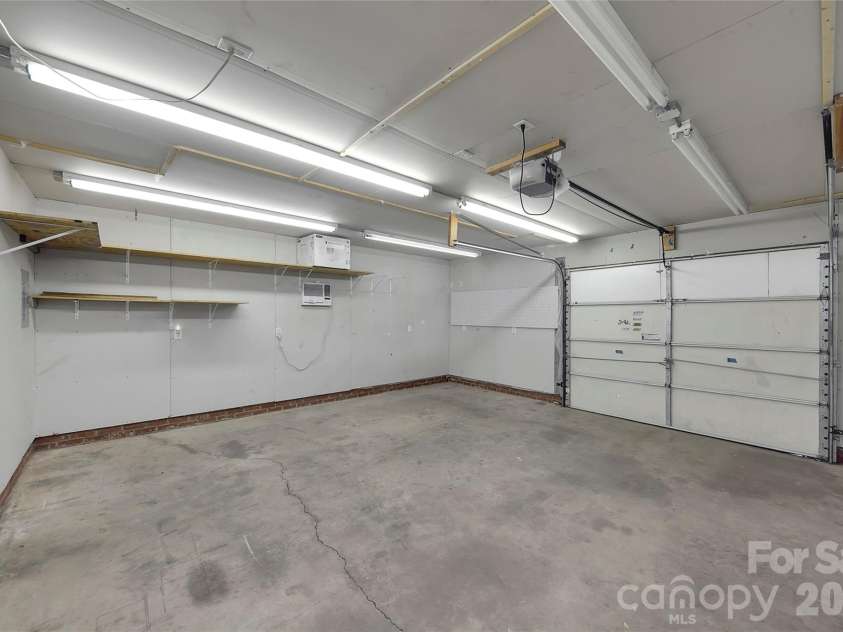 15208 Bexley Place, Mint Hill, NC 28227.  MLS# CAR4377631, YatesRealty ID 18467. 