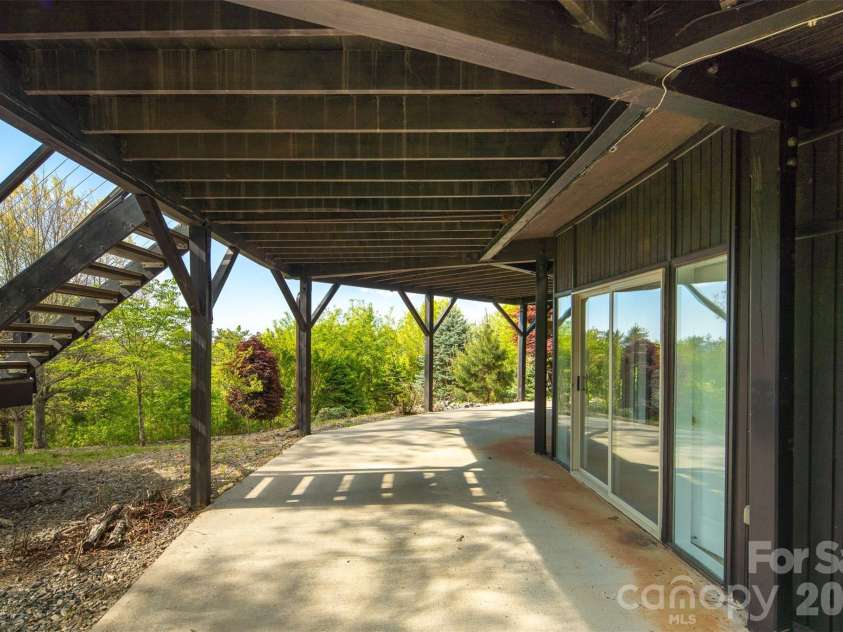 146 Cherokee Lane, Purlear, NC 28665.  MLS# CAR4374878, YatesRealty ID 18468. 