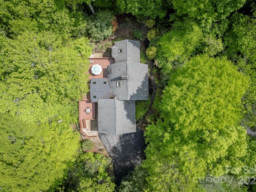 193 Dvdisdi Court, Brevard, NC 28712.  MLS# CAR4243371, YatesRealty ID 18469. 