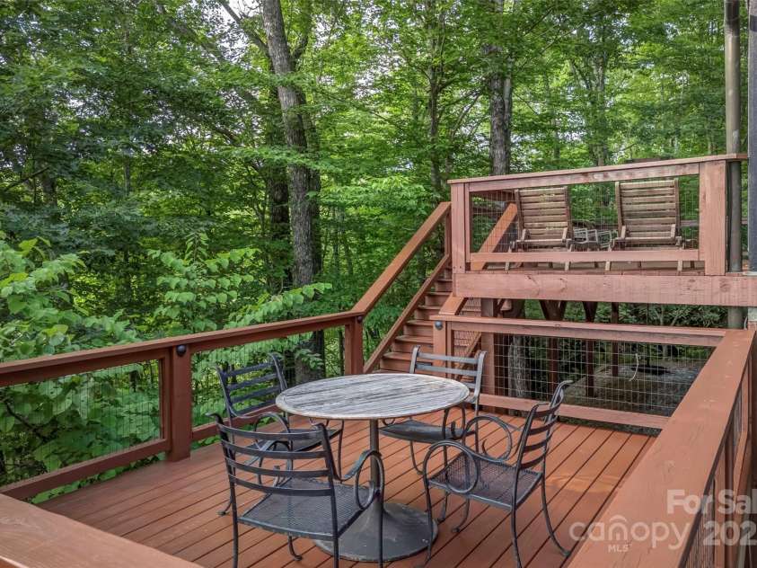 193 Dvdisdi Court, Brevard, NC 28712.  MLS# CAR4243371, YatesRealty ID 18469. 