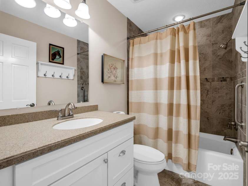 26 Hunting Country Trails Trail, Tryon, NC 28782.  MLS# CAR4257031, YatesRealty ID 18470. 